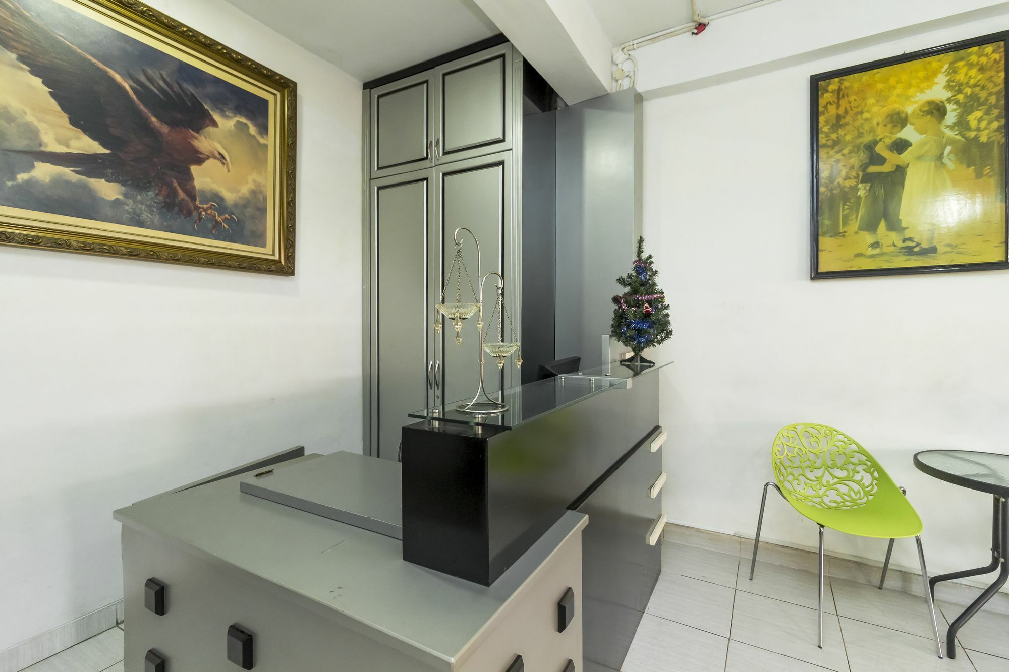 Hotel Reddoorz Near Gajah Mada Plaza 2 Dżakarta Zewnętrze zdjęcie